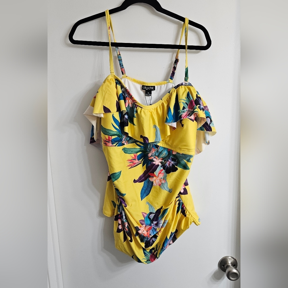 City Chic Yellow Floral Bikini Two Pieces Size M Top Size L Bottoms